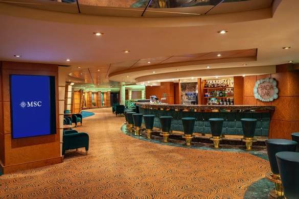 MSC Cruises MSC Poesia Giada Bar 3 ©MSC Rights - Ivan Sarfatti.jpg